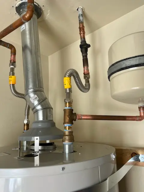 Water heater installation and plumbing repair in Hillsdale Heights